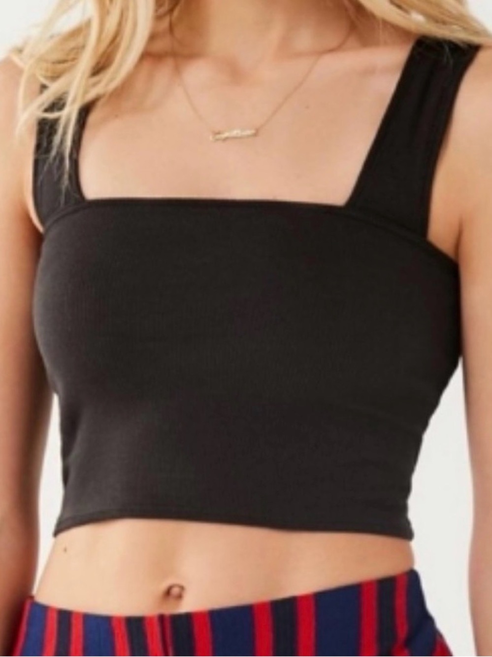Urban Outfitters Black Square Neck Wide Strap Cropped Tank Top Basic - Size S